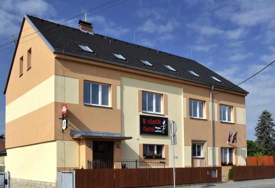 Pension U Vsech Certu Jičín 외부 사진